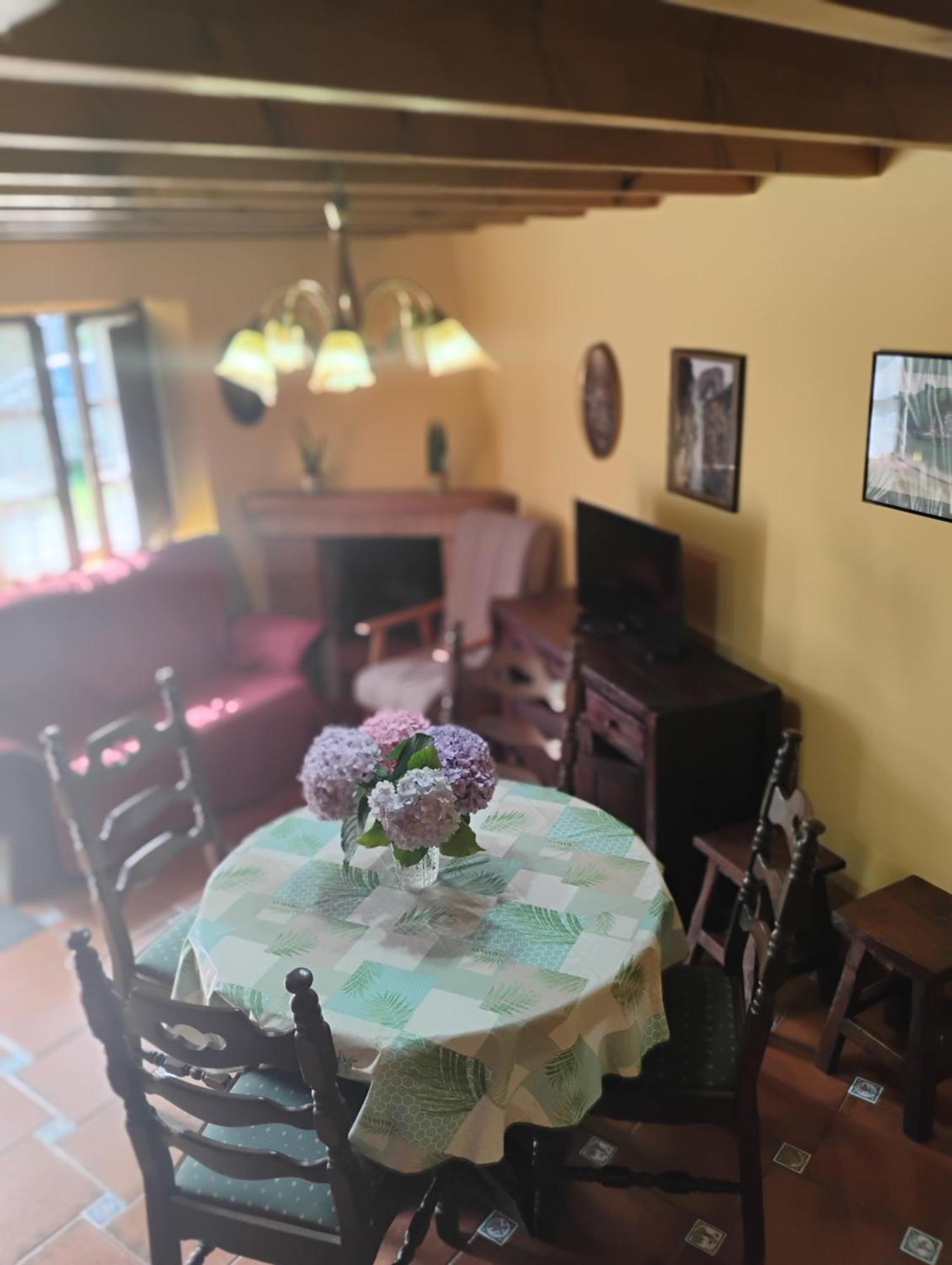 Willa Casa Rural Casa Azul Villahormes Zewnętrze zdjęcie